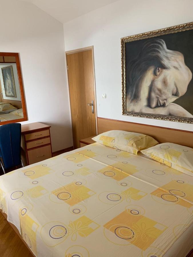 Apartments Epicentar Centar Baška Voda Exteriör bild